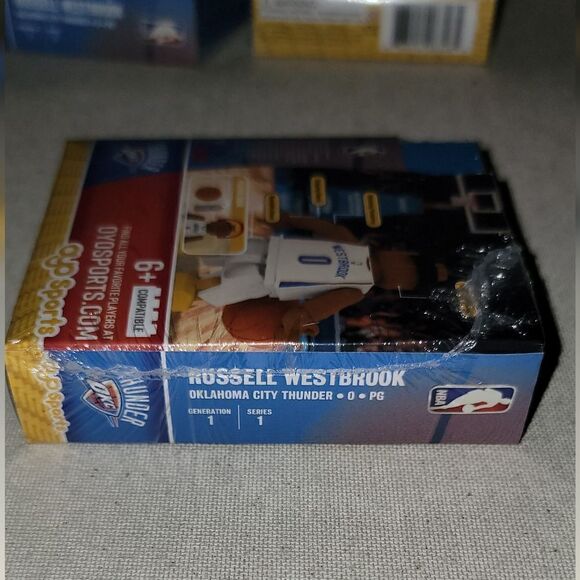 New Russell Westbrook Oklahoma City Thunder # 0 Basketball NBA Minifigure - Picture 4 of 9